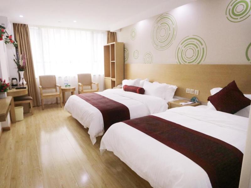 Greentree Inn Zhejiang Jiaxing West Zhongshan Road Vintage Car Building Express Hotel Exterior photo